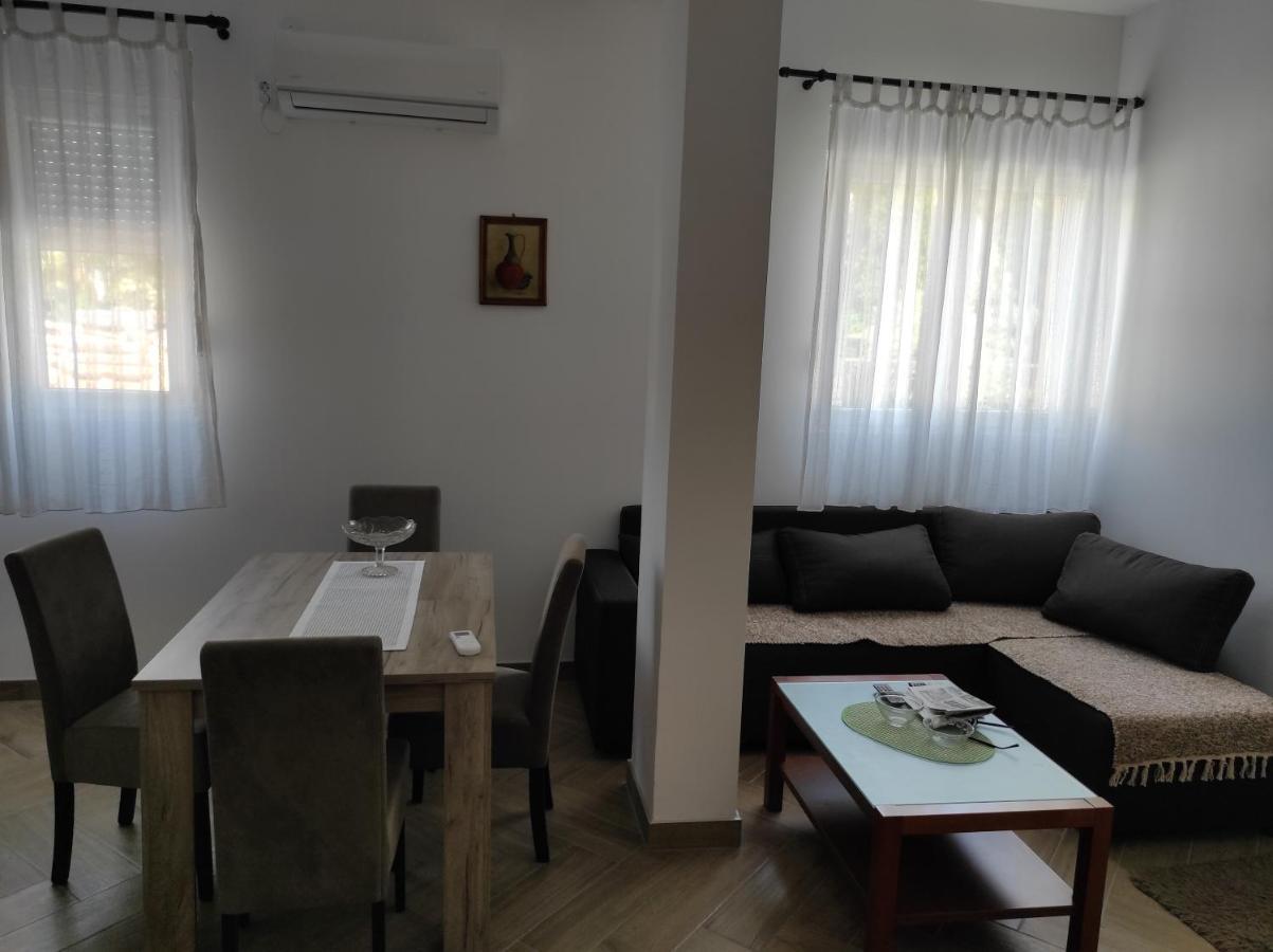 Andrea Airport Apartments Белград Экстерьер фото